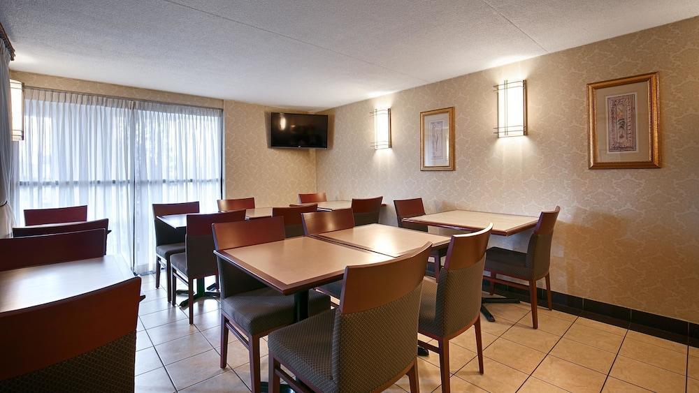ג'ורג'טאון Best Western Halton Hills מראה חיצוני תמונה