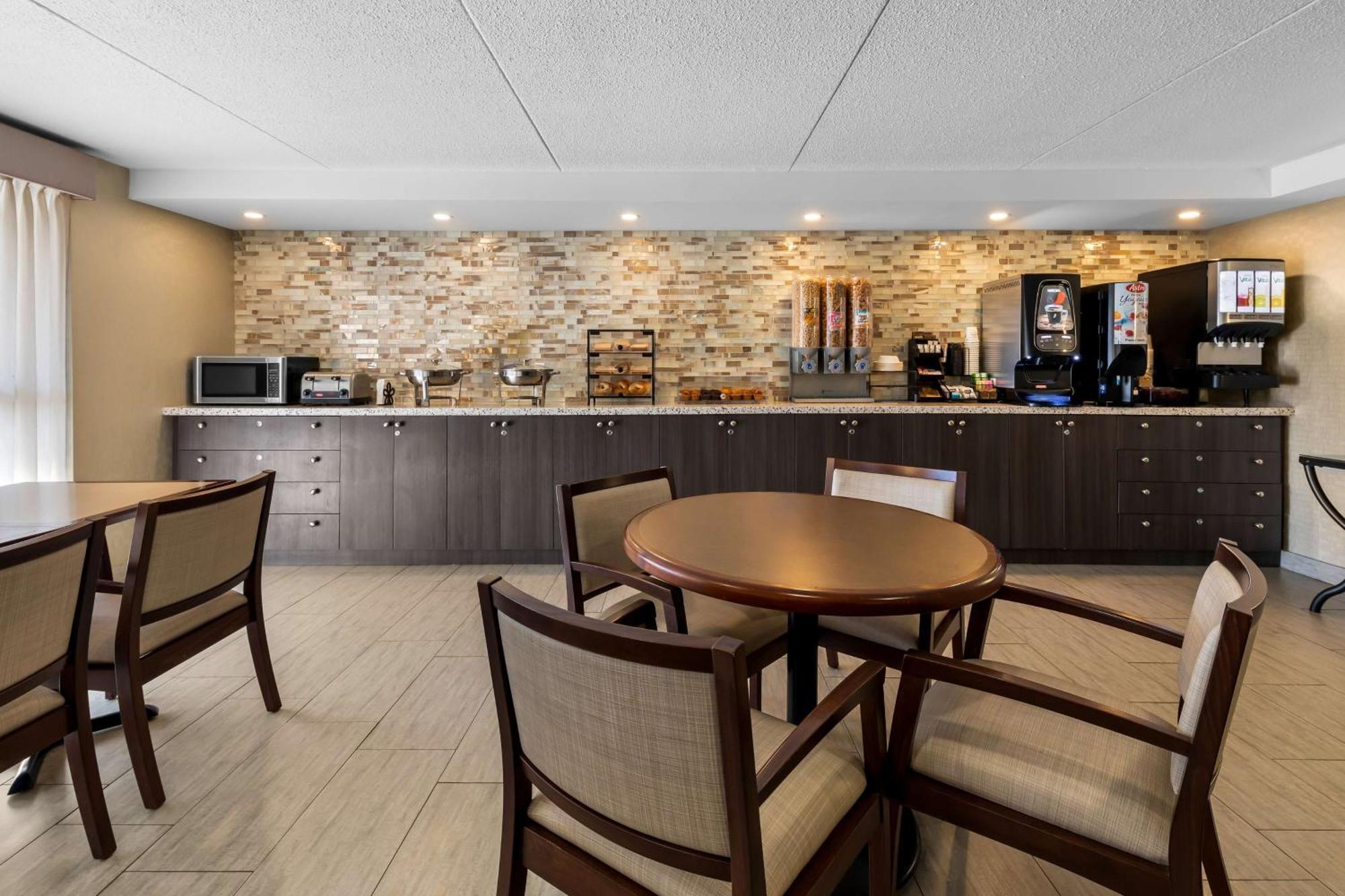 ג'ורג'טאון Best Western Halton Hills מראה חיצוני תמונה